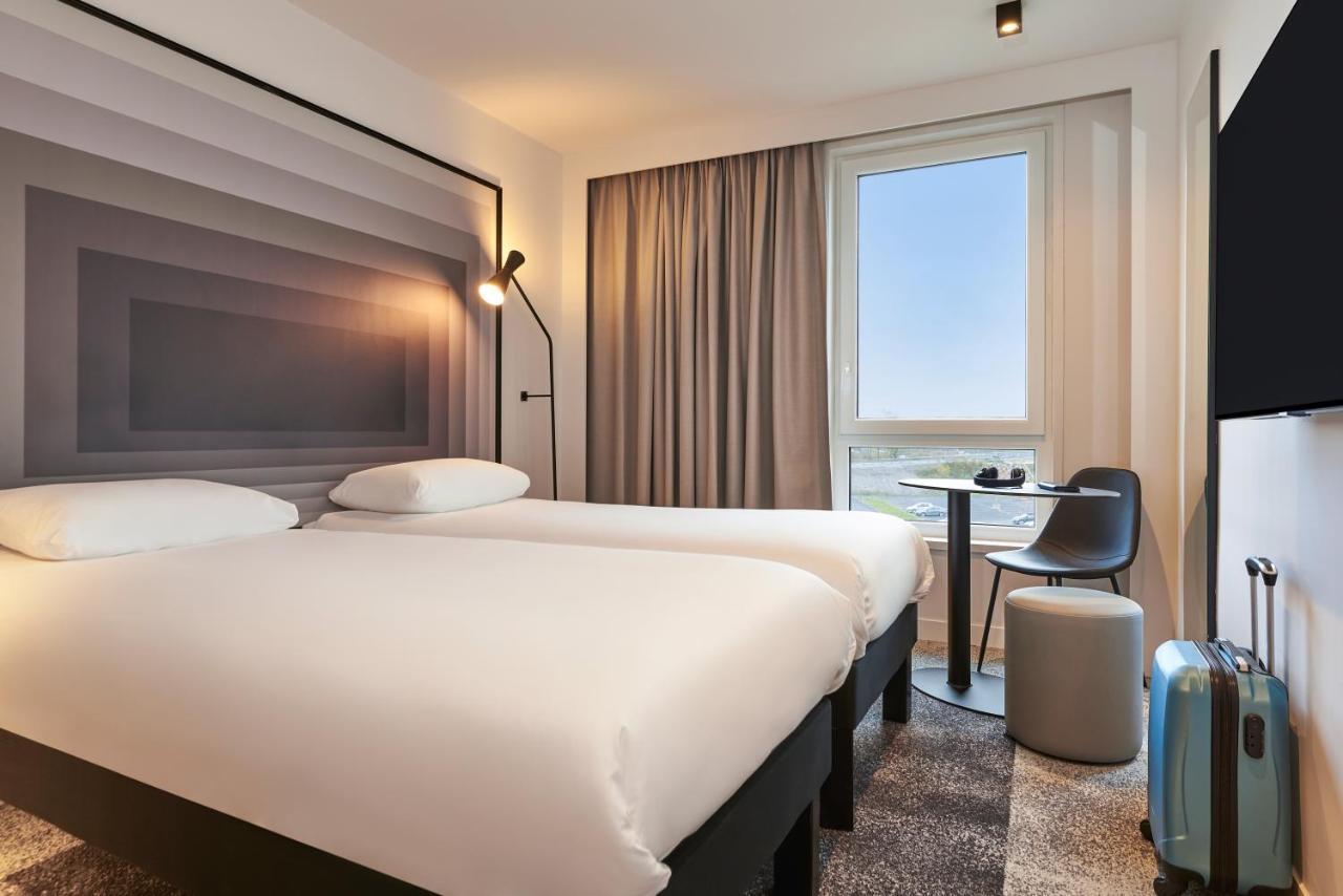 Ibis Bethune Centre Gare Екстериор снимка