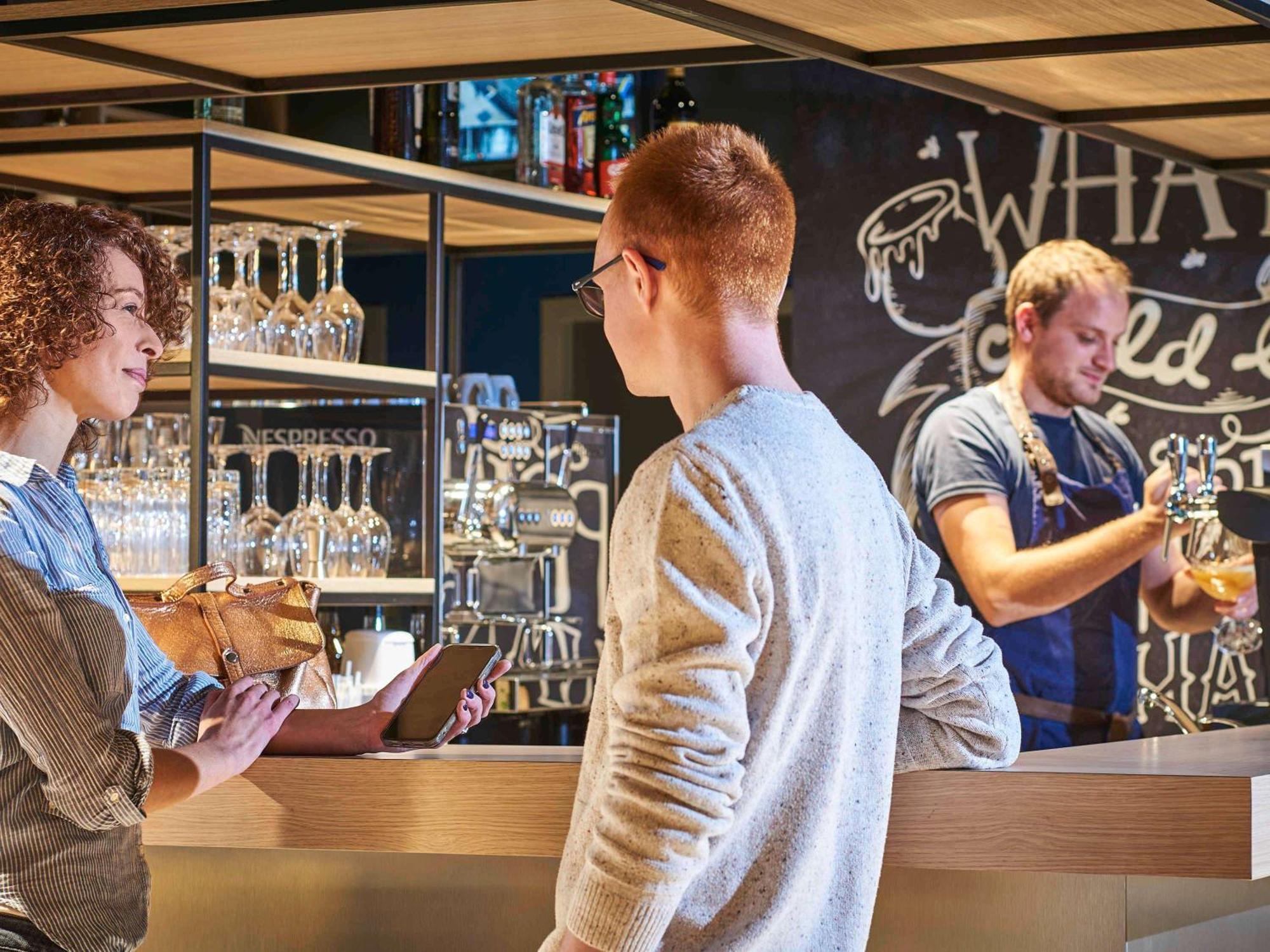 Ibis Bethune Centre Gare Екстериор снимка